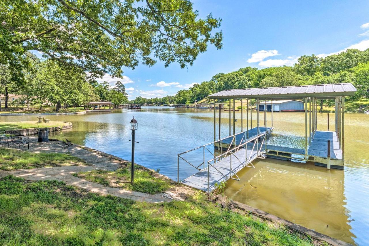 Lakefront Hot Springs Home With Updated Deck And Dock! Zewnętrze zdjęcie